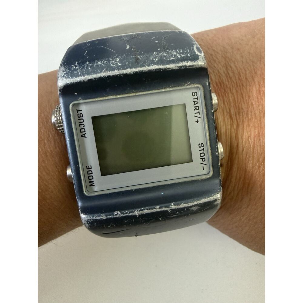 Nike WC0038 Digital Watch Aluminum 100M Gray Blue Parts Repair Vintage